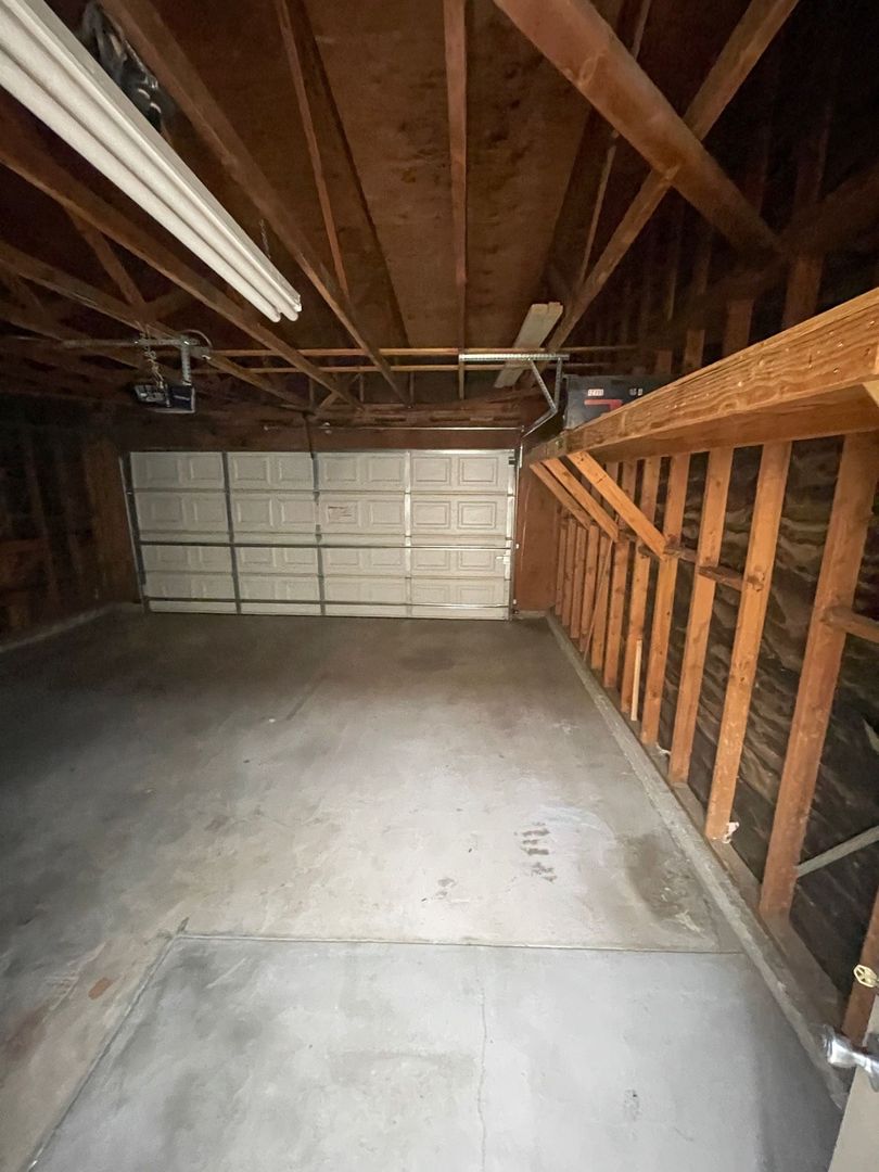 Apple Valley Apartment: 12719 Navajo Place