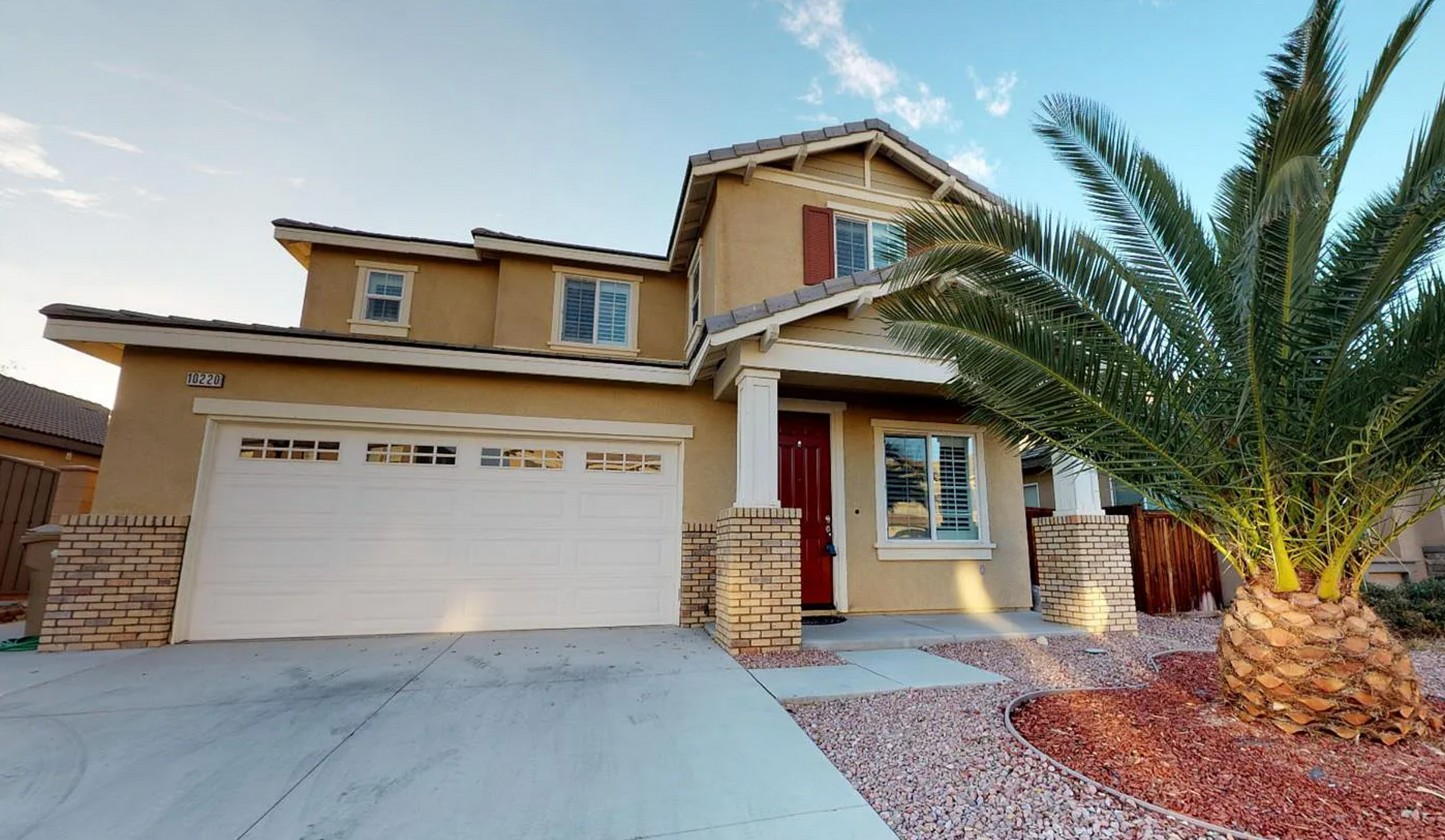 Hesperia House: 10220 Jennifer Ave