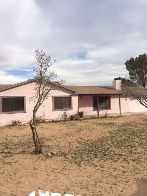 Apple Valley House: 13221 Winona Rd