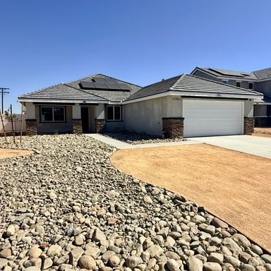 NEW CONSTRUCTION / 1/2 OFF FIRST MONTH'S RENT – photo 1