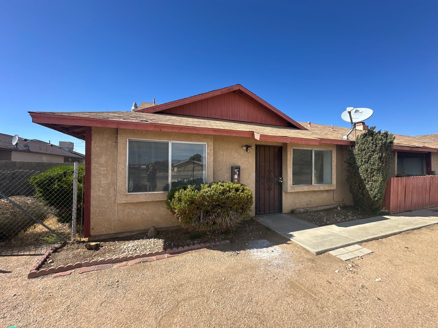 Apple Valley Apartment: 12238 Kiowa Rd