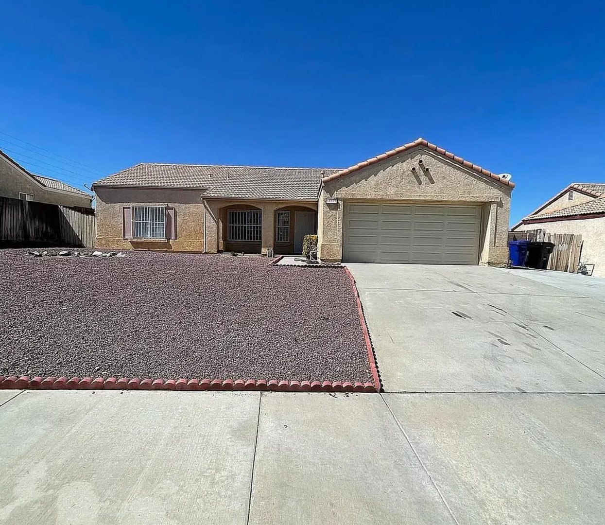 3 BEDROOM 2 BATH VICTORVILLE HOME