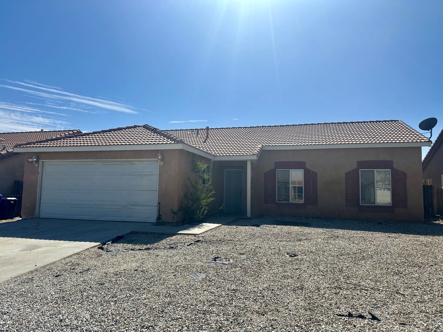 Adelanto House: 11017 Pemberton Way