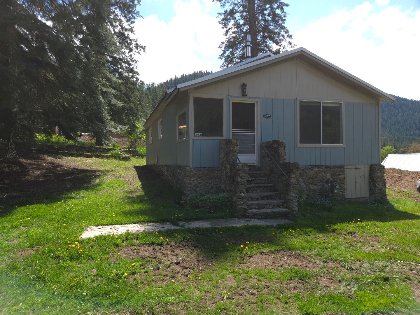 Mullan House: 402 Oregon St