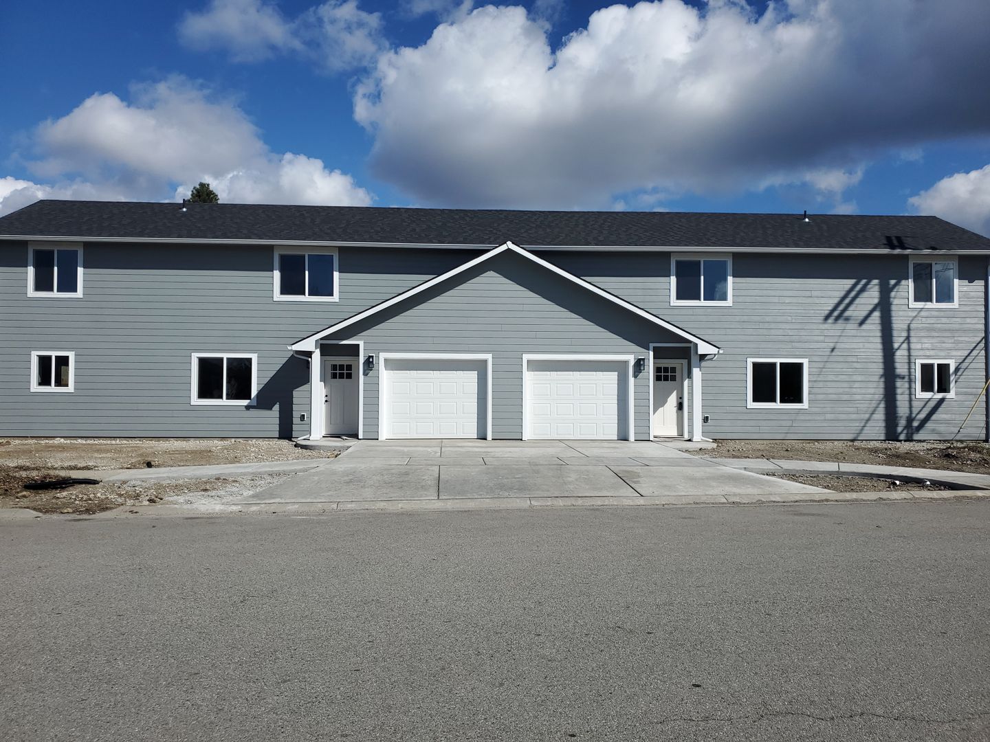Post Falls House: 304 N Handy St
