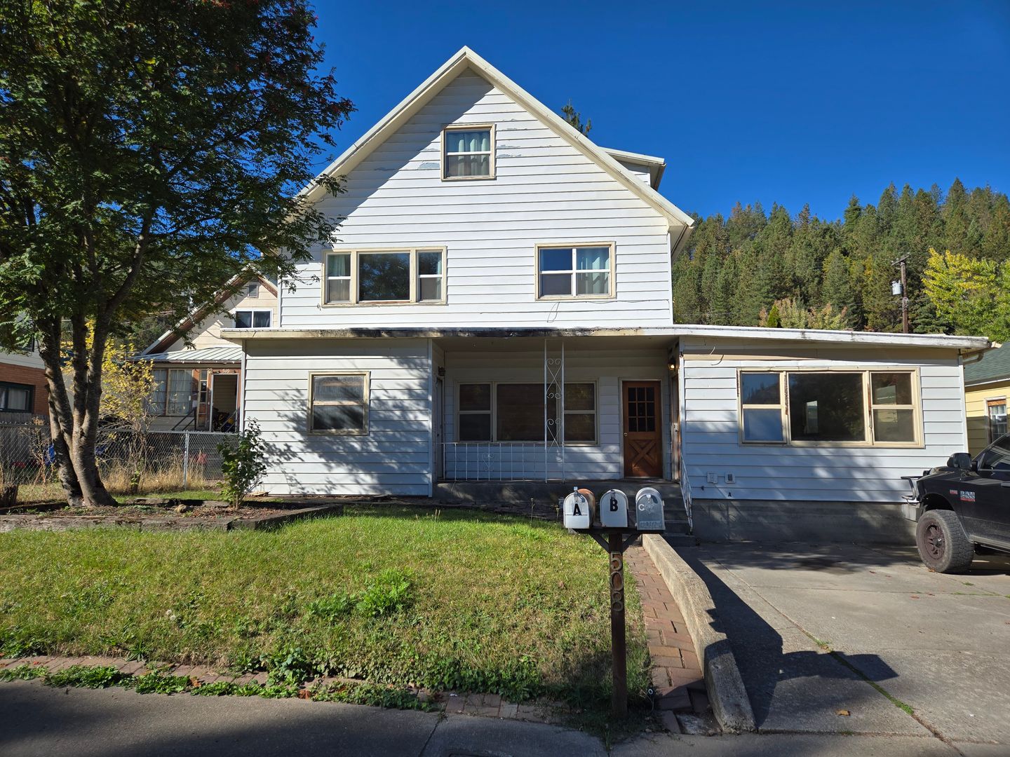 Kellogg Apartment: 508 Main
