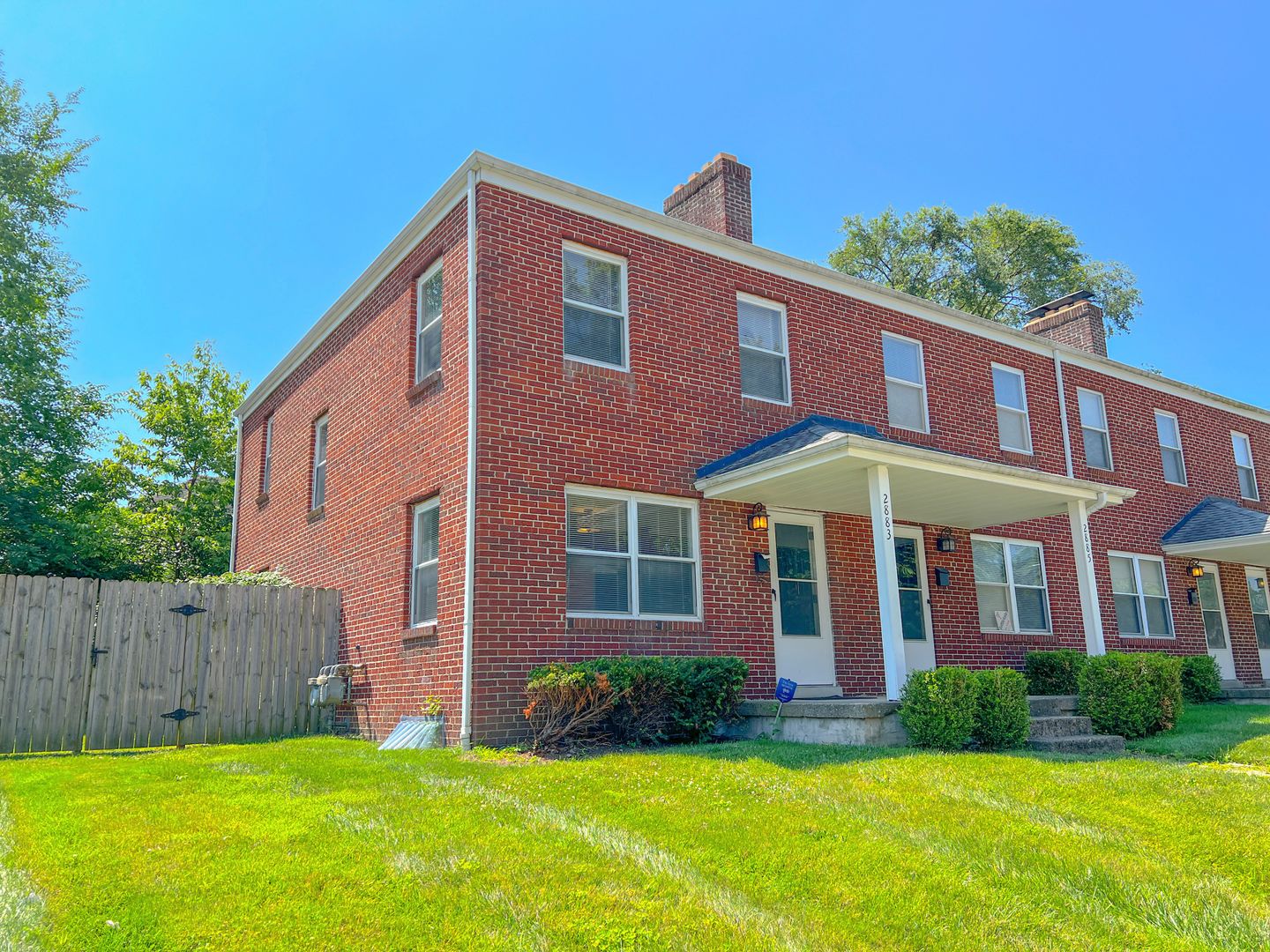 Columbus Apartment: 2883-2889 Wicklow Road