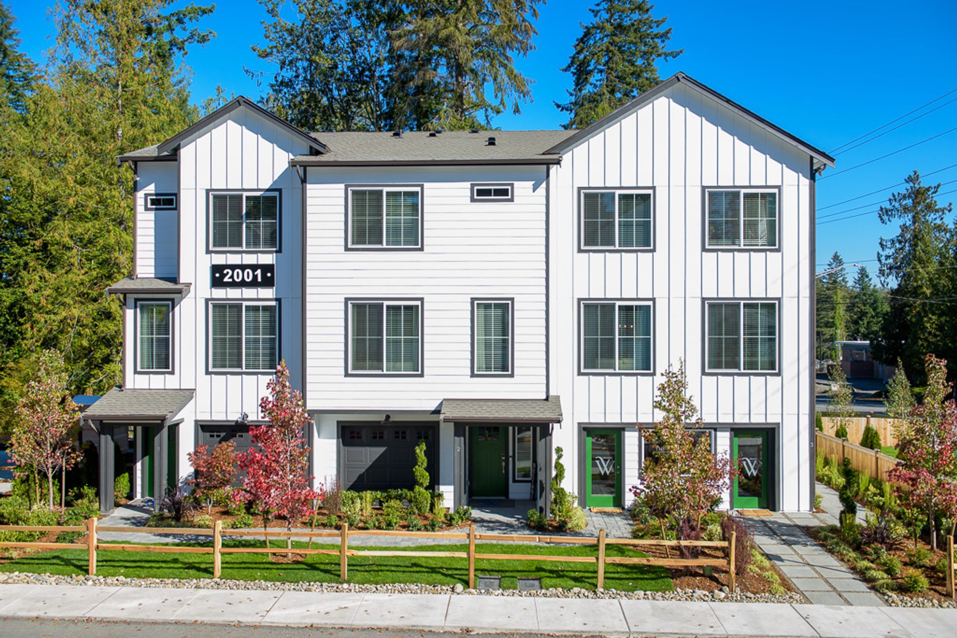 4 Bedroom townhome on greenbelt | 2 Car Garage and Driveway 1 of 12