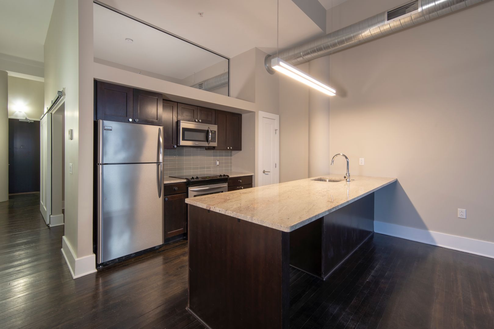 Syracuse Apartment: 304 S Salina St