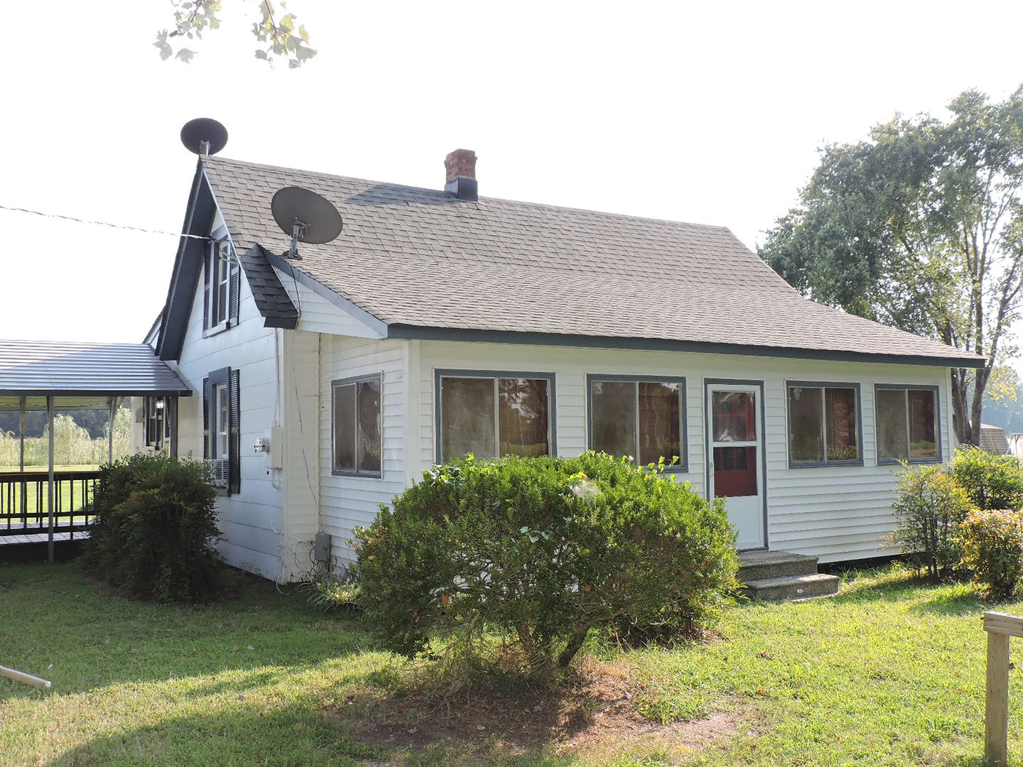 Hayes House: 8220 Glass Road