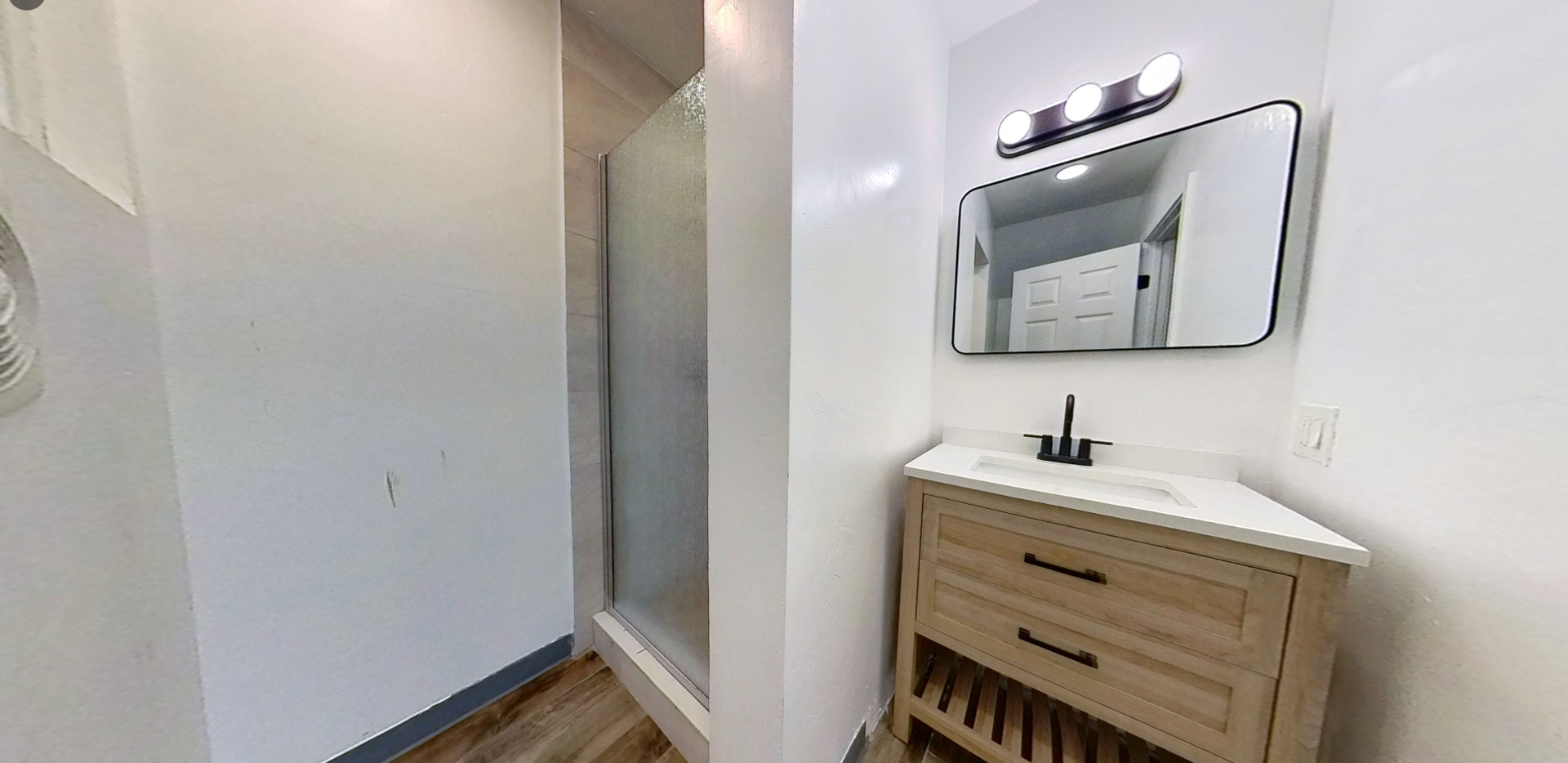 San Diego House: 5091 Alumni Pl