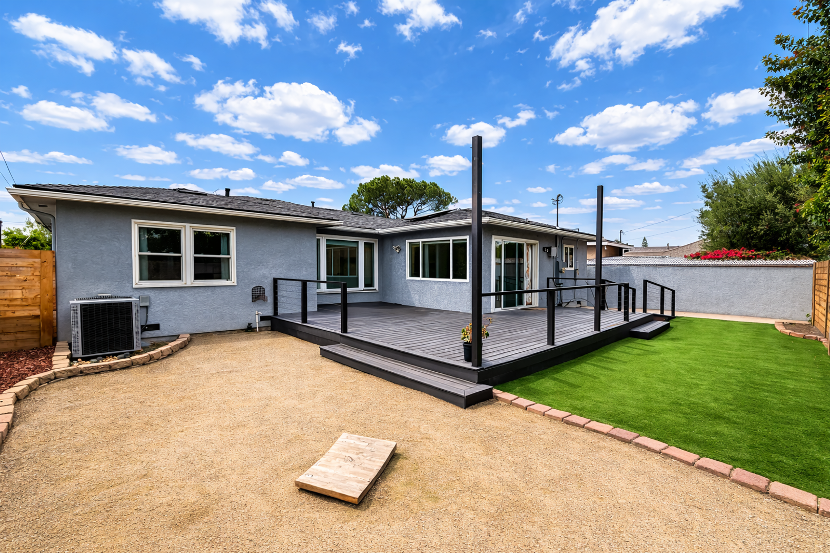 San Diego House: 4951 Art St