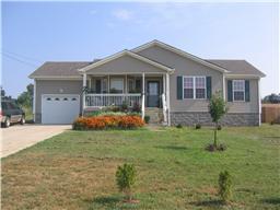 Oak Grove House: 626 Avondale Lane