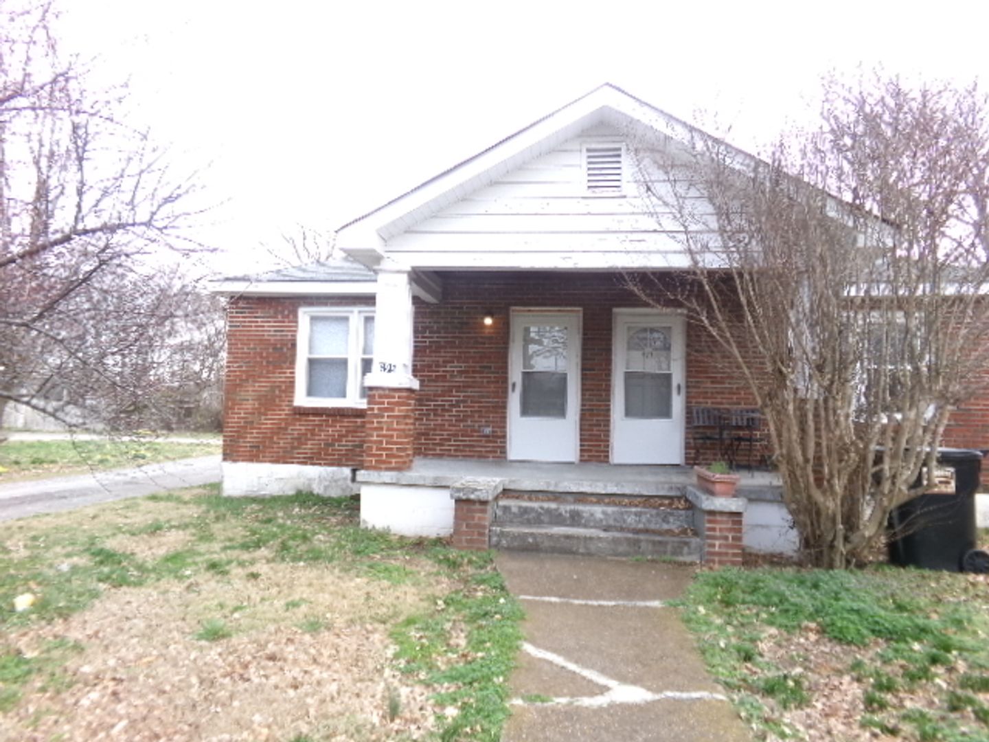 Clarksville House: 625 Greenwood Ave