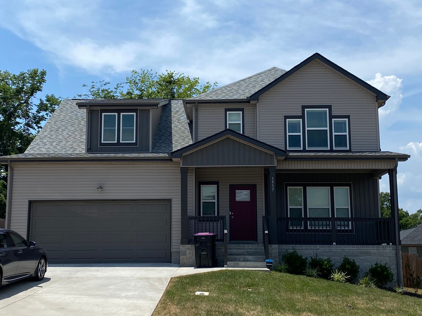 Clarksville House: 1957 Jackie Lorraine Dr