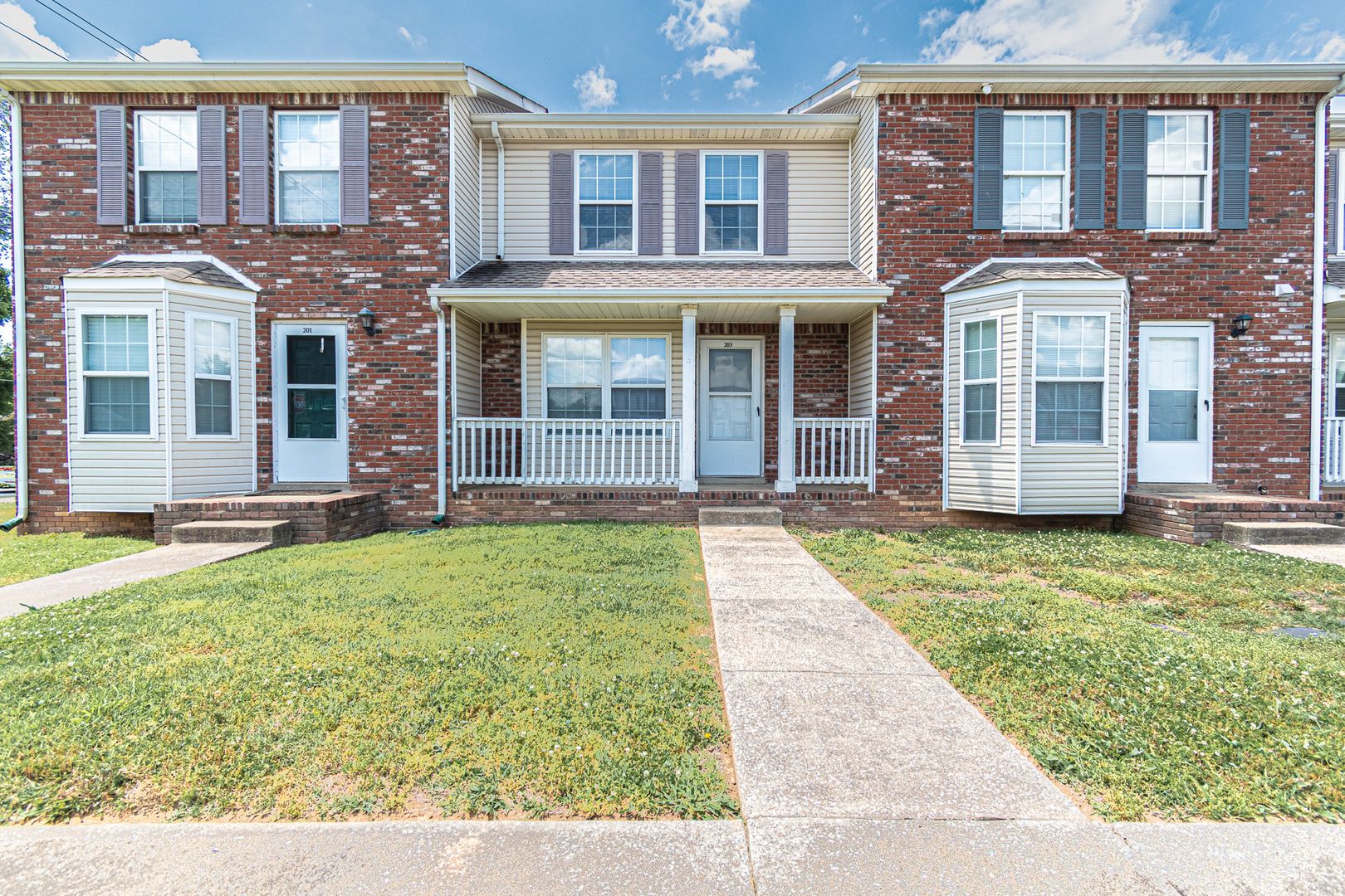 Oak Grove Townhome: 203 Tree Line Dr