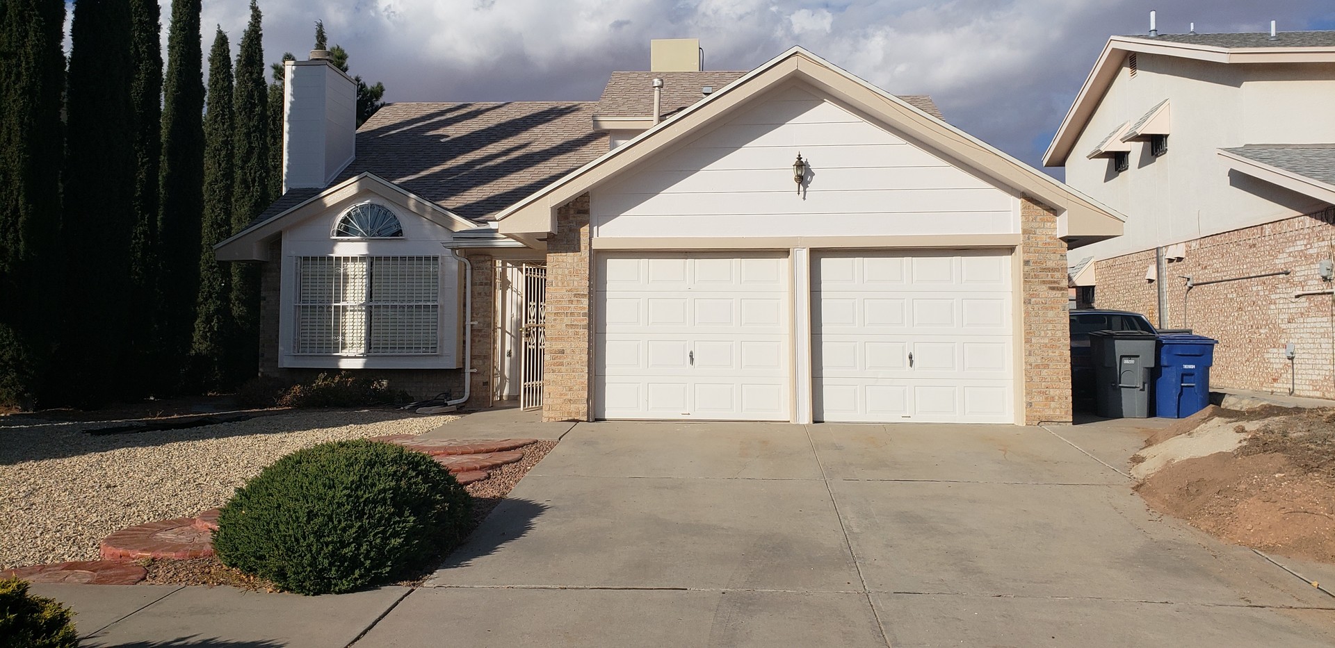 El Paso House: 11717 Gwen Evans Ln.