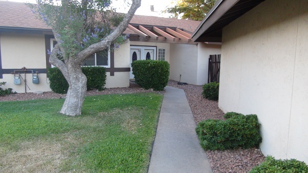 El Paso House: 10607 Park View