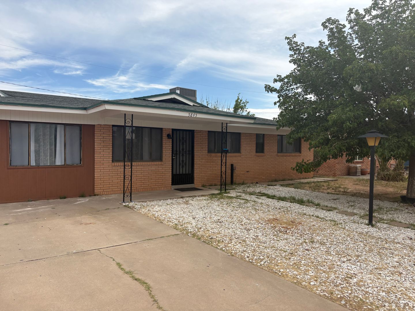 El Paso House: 5845 Wrangler Dr.