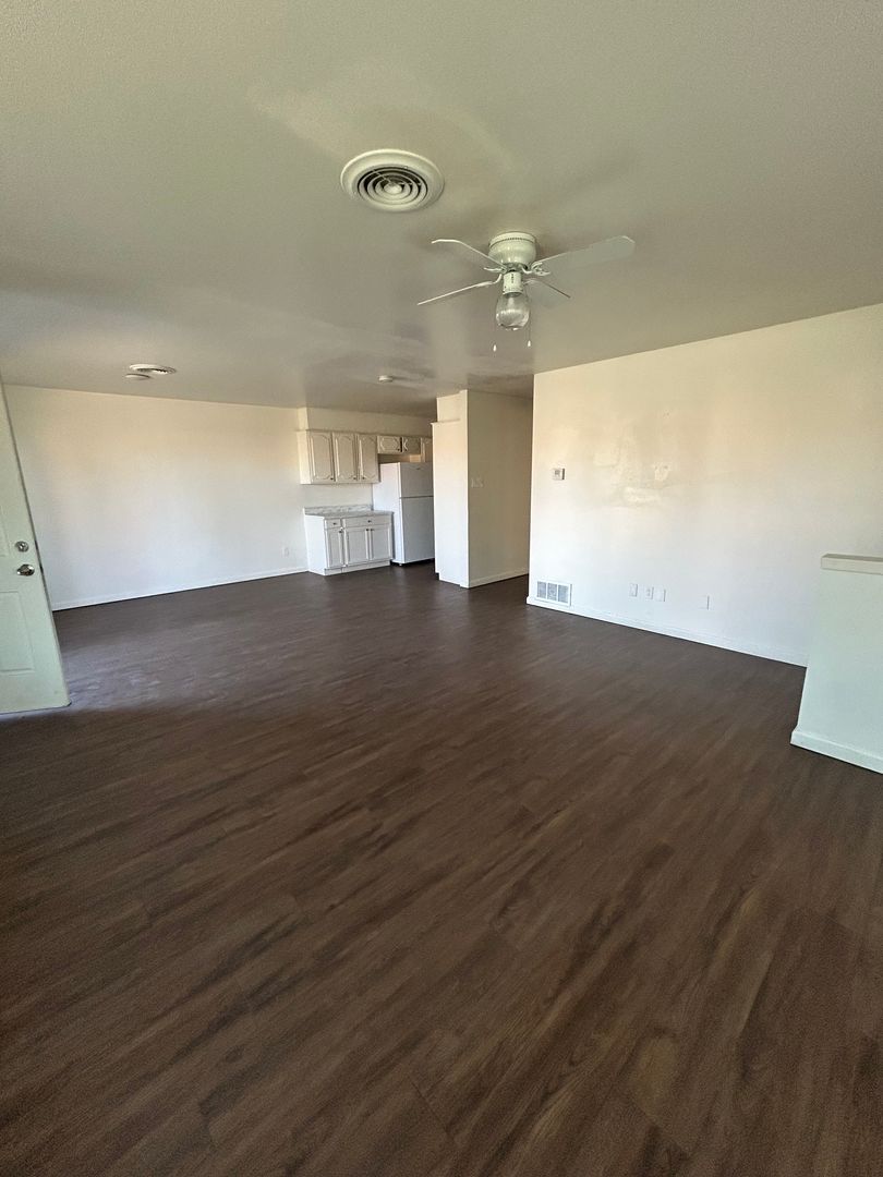 Lubbock Apartment: 2109 51st Street