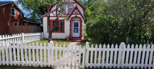 Single Family Home Close to BSU