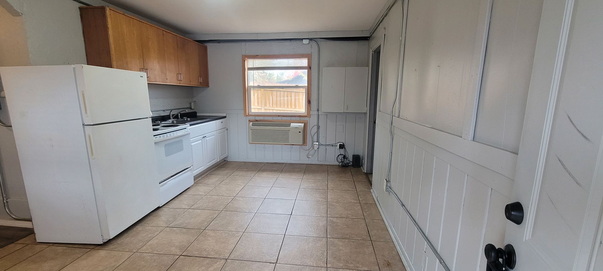 Bemidji Apartment: 5526 Bemidji Ave N