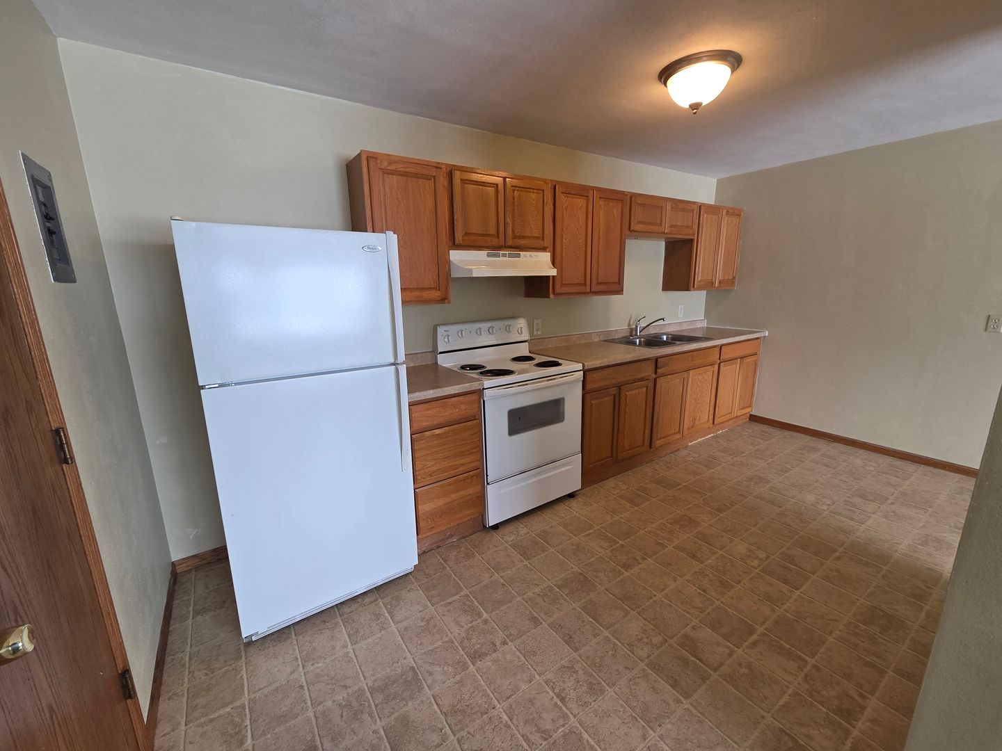 Bemidji Apartment: 2521 Minnesota Ave NW