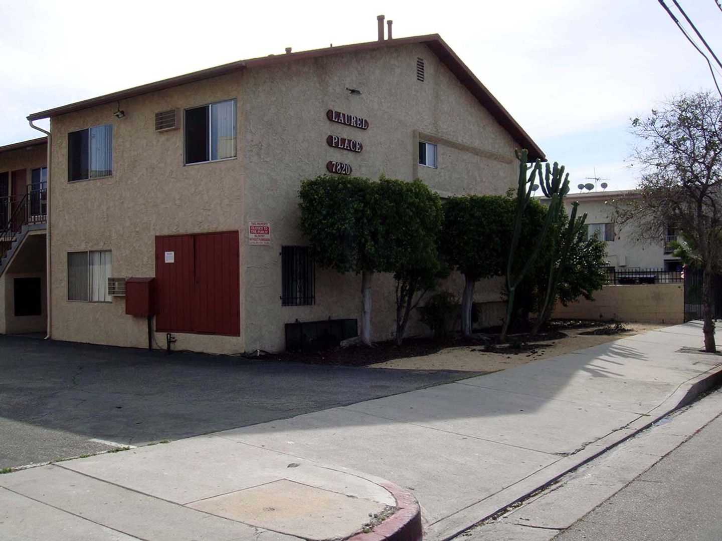 North Hollywood Apartment: 7820 Laurel Canyon Blvd