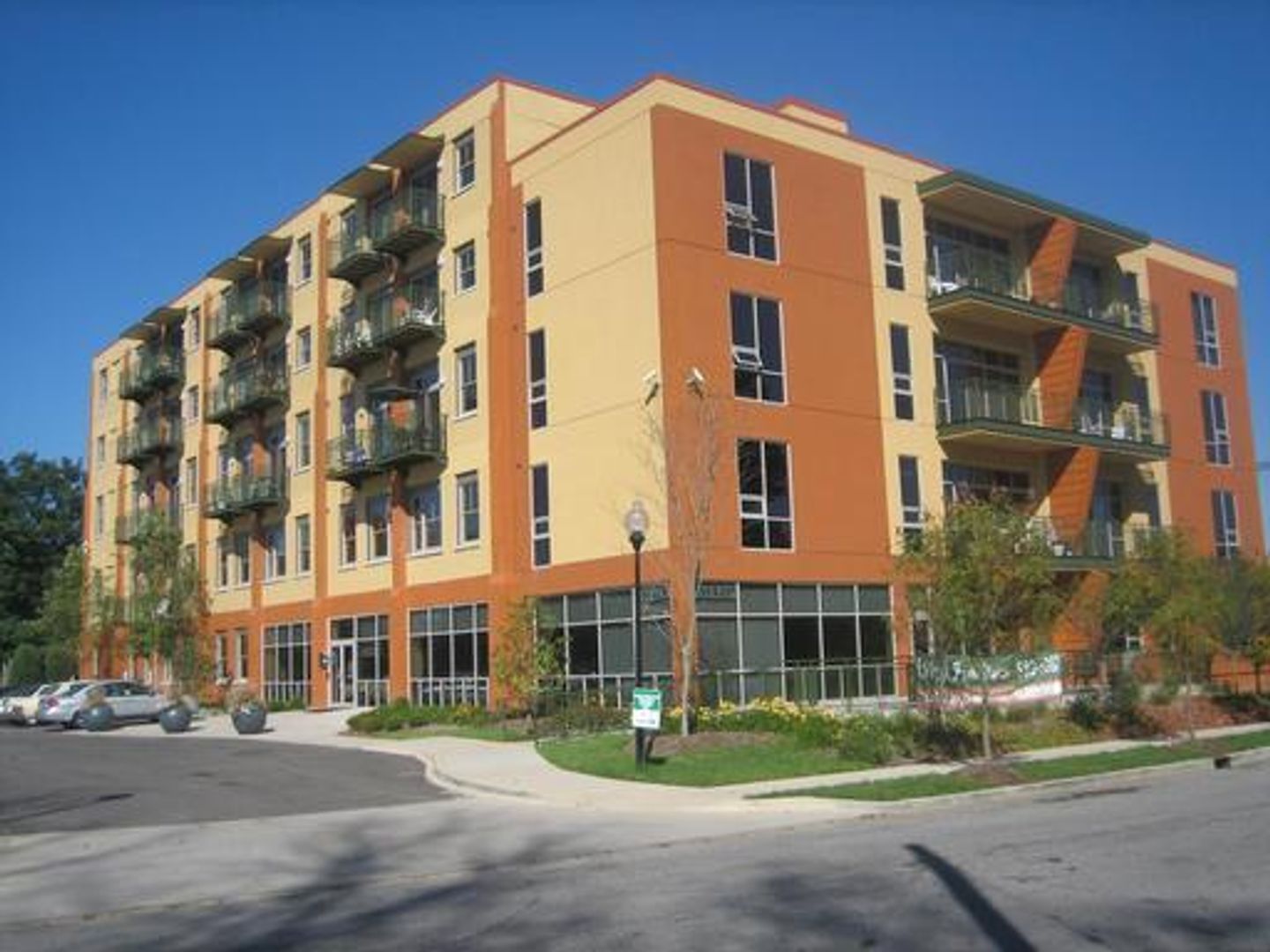 Louisville Apartment: 650 S. 29th St