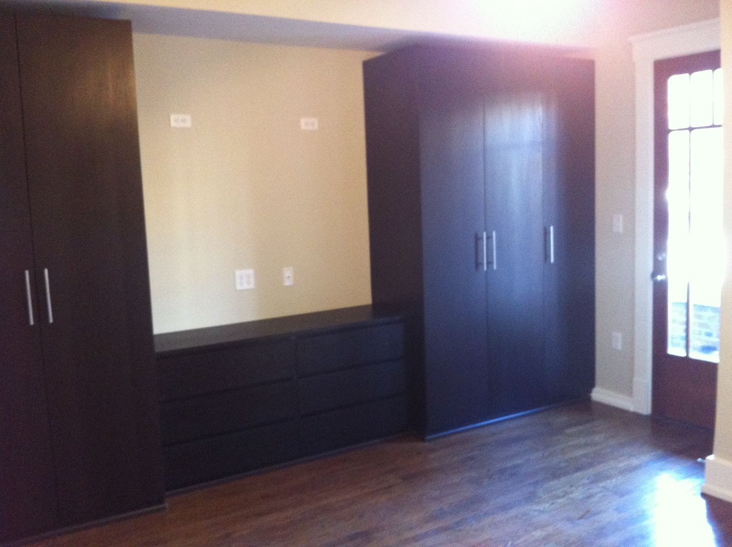 Louisville Apartment: 105 E Oak St