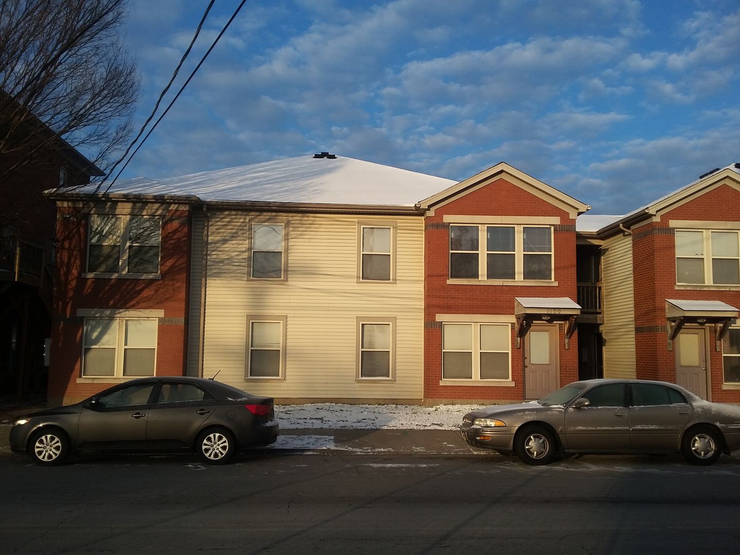 Louisville Apartment: 701 W. Oak St