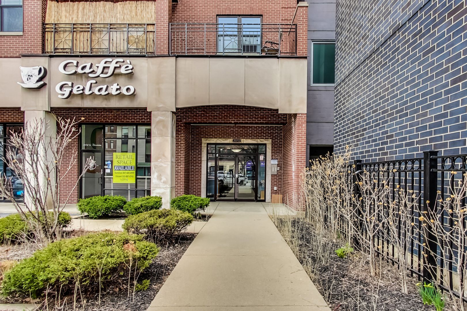 Chicago Apartment: 2032-46 W. Division St