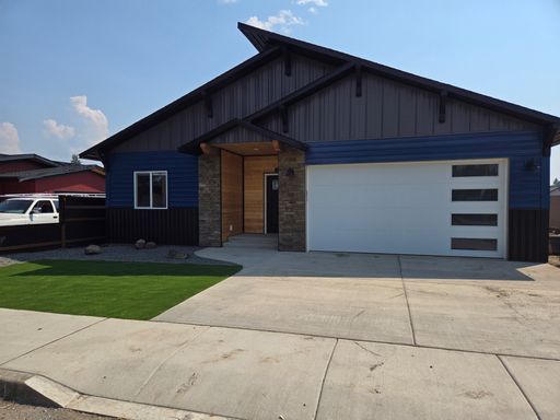 3-Bed, 2-Bath Newer Construction Rancher Located in Midtown CDA – photo 1