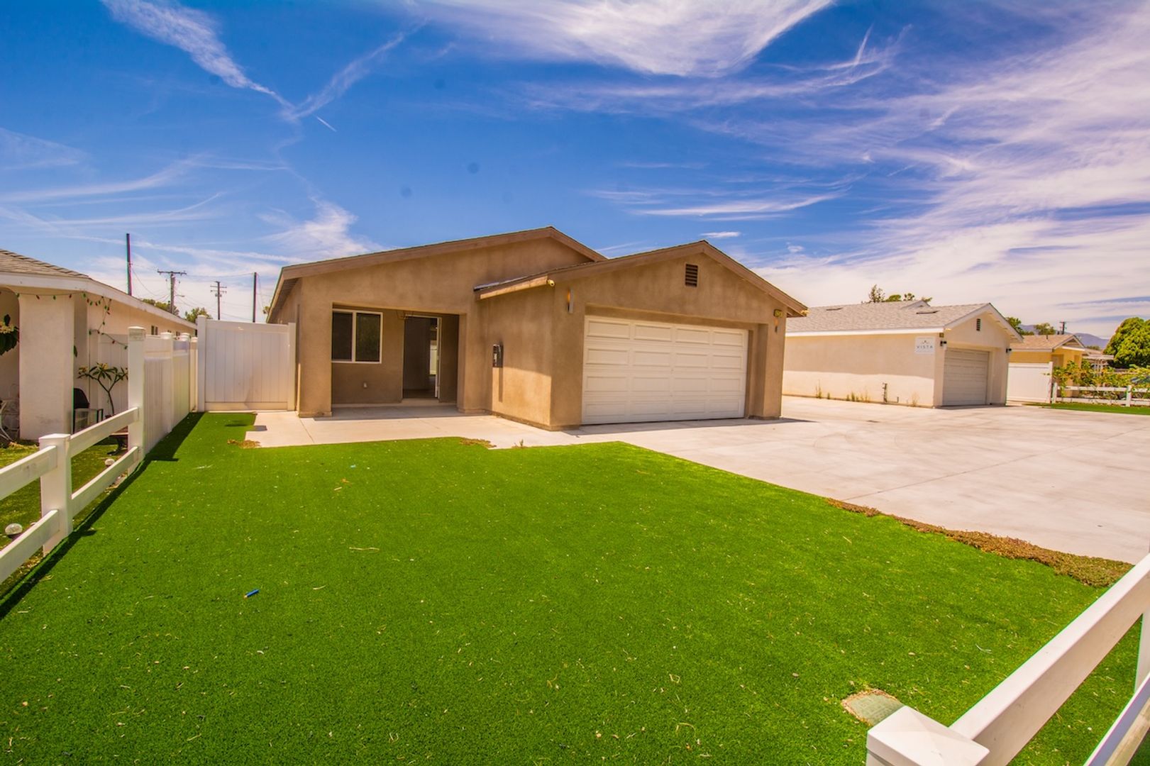 Fontana Apartment: 8258 Bennett Avenue