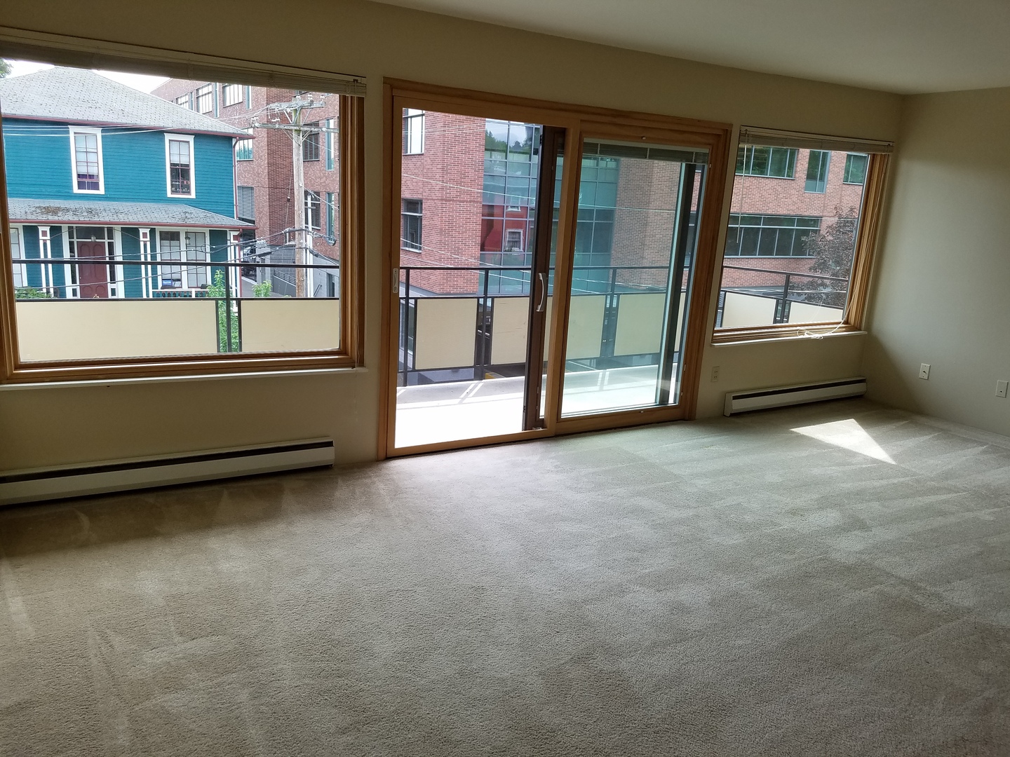 Olympia Apartment: 215 10th Ave SE