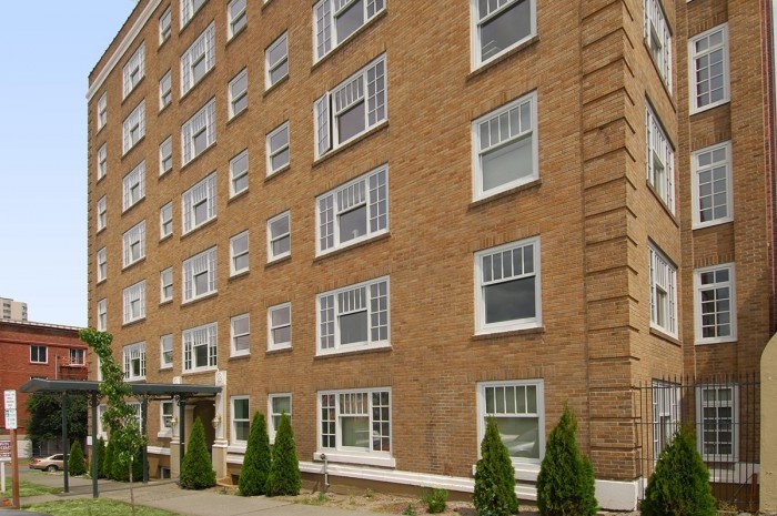 Tacoma Apartment: 117 North Tacoma Avenue