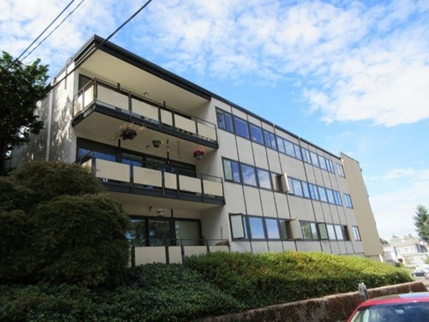 Olympia Apartment: 215 10th Ave SE