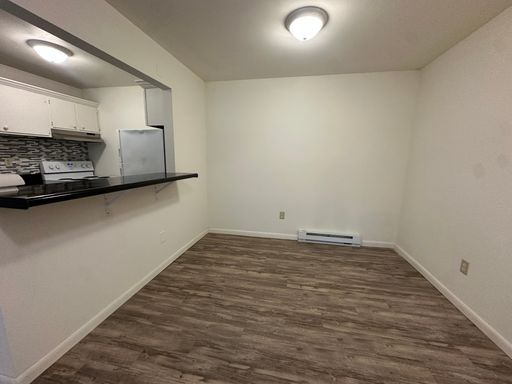 1-Bedroom Apartment near Cornell | University Park – photo 1