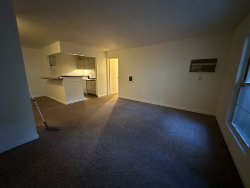 Renovated Deluxe 1-Bedroom near Cornell | University Park – photo 1
