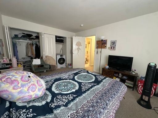 Renovated 2-Bedroom, 1-Bath near Cornell | University Park – photo 1