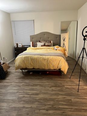 Renovated 2-Bedroom, 1-Bath near Cornell | University Park – photo 1
