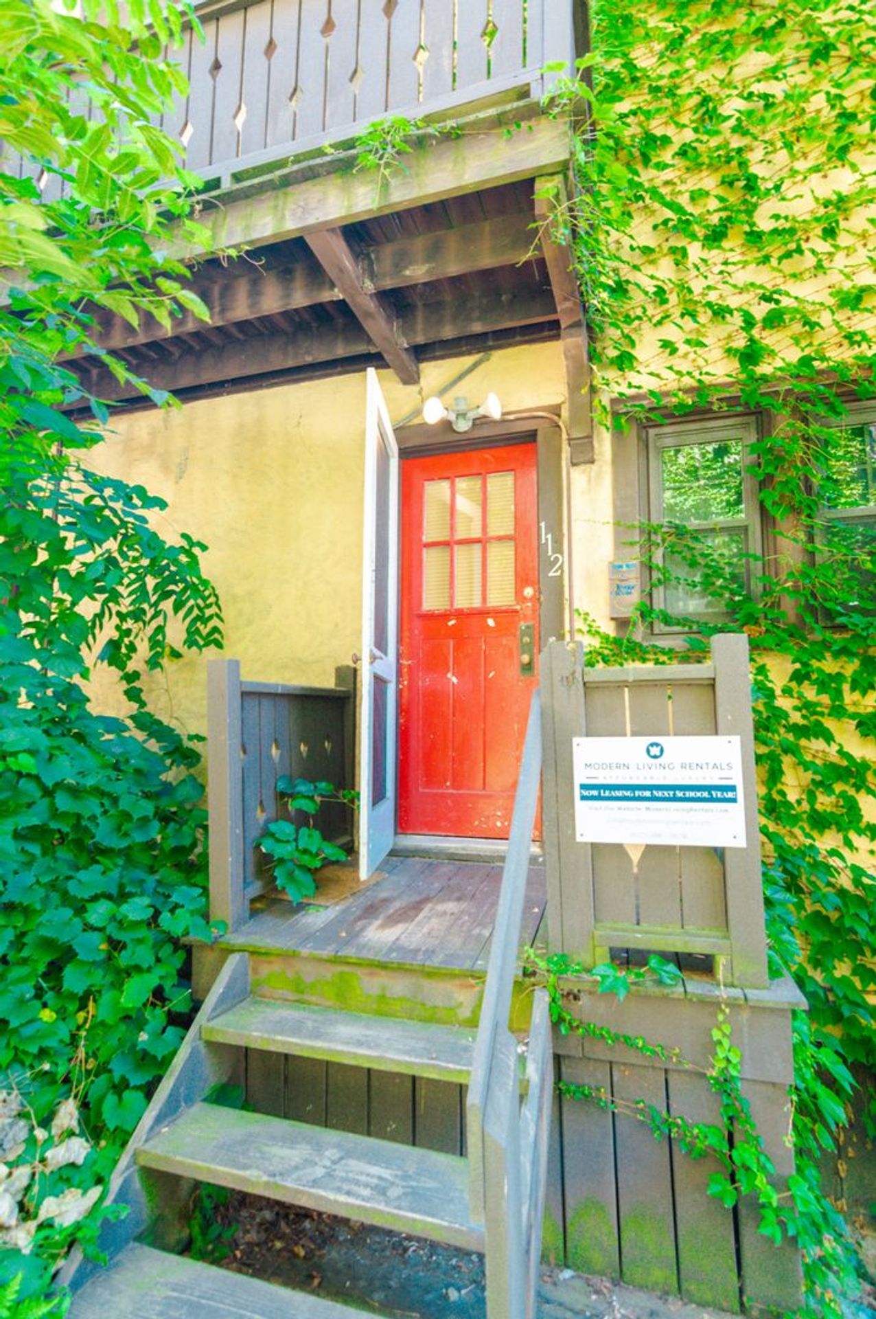 Ithaca Apartment: 106-112 S Quarry st - 108 RM 3