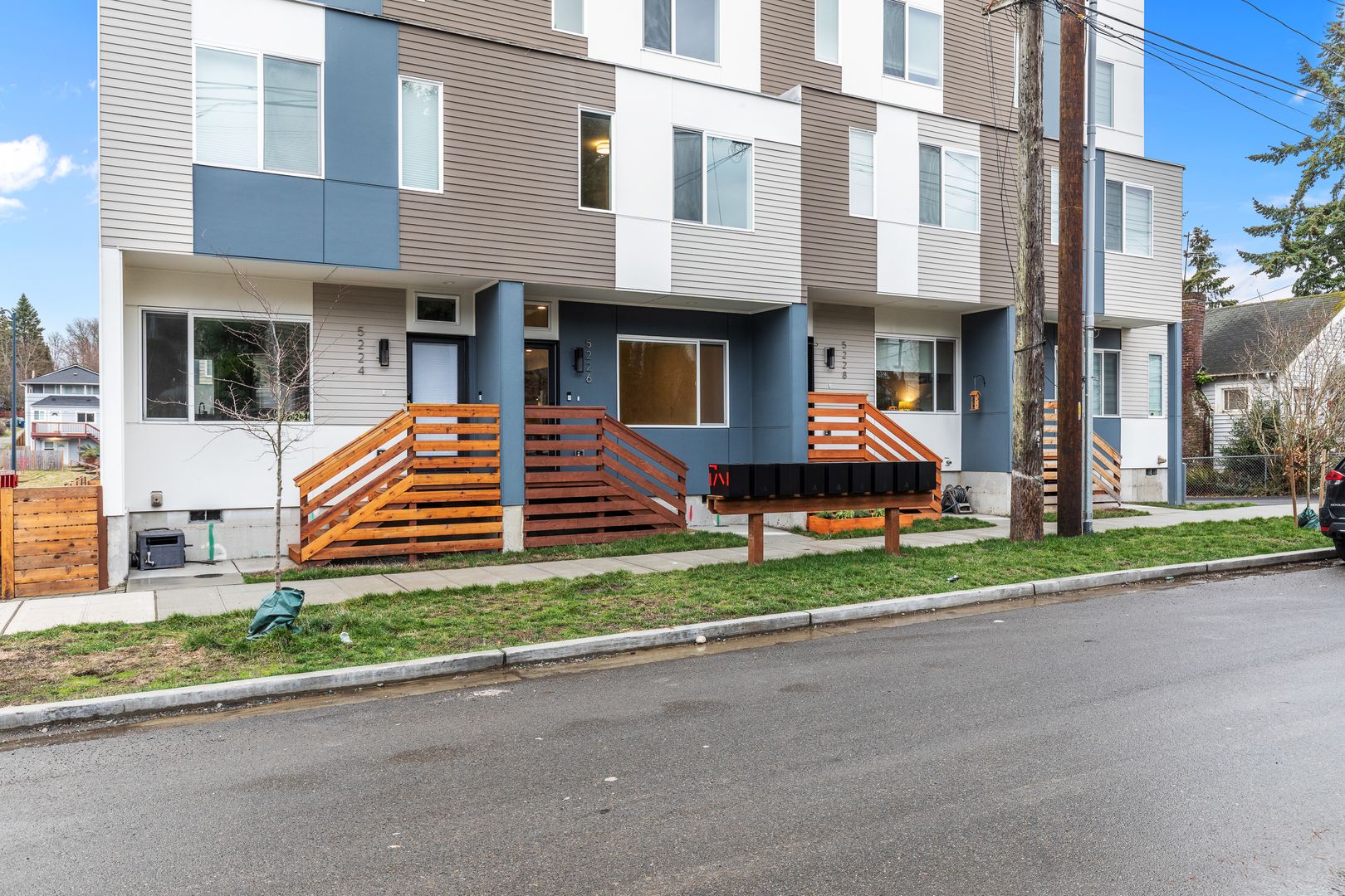 Seattle Townhome: 5226 33rd Ave S