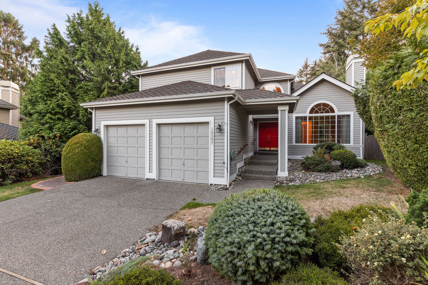 Kirkland House: 12357 76th Ct NE
