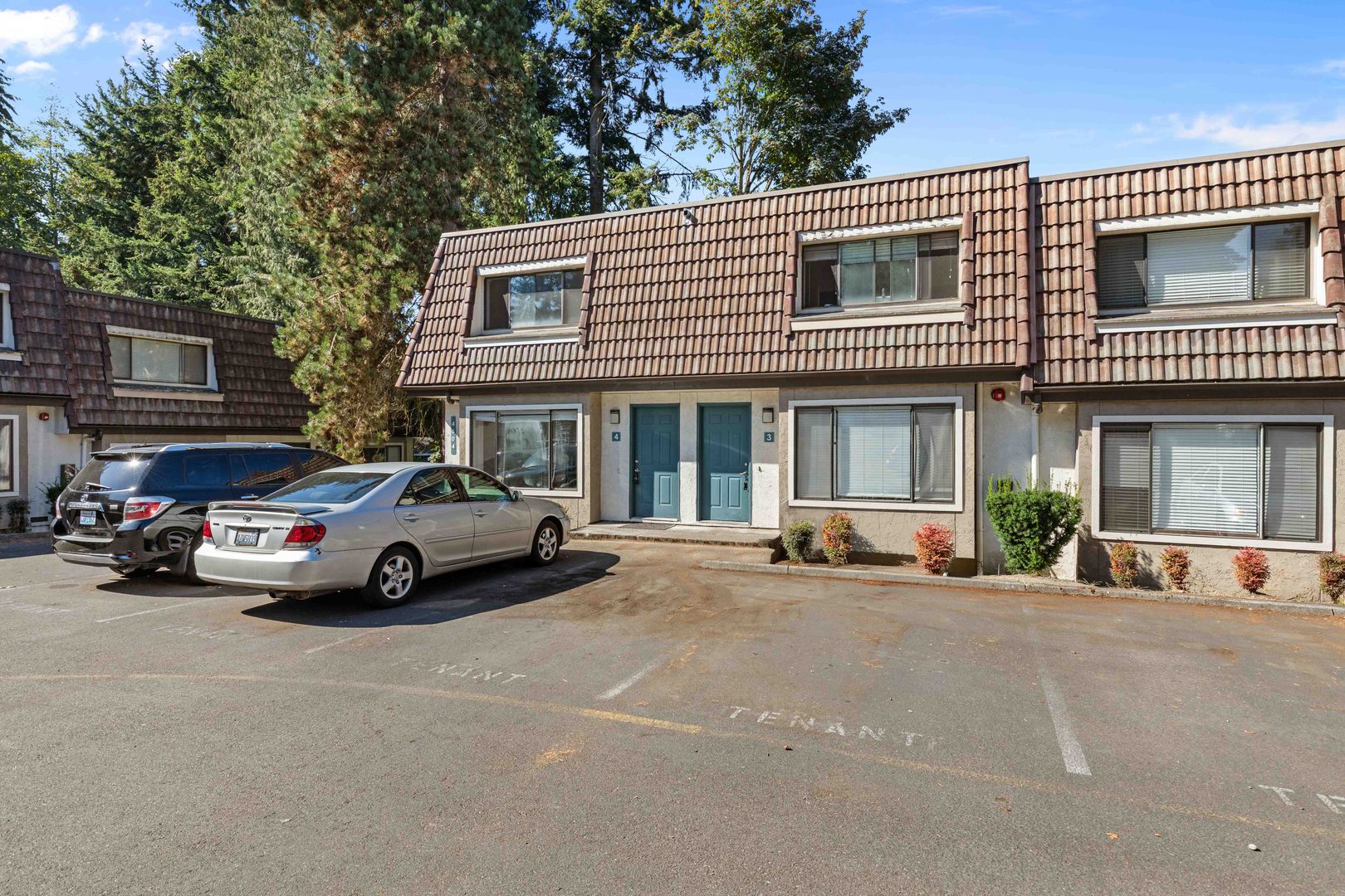 Lynnwood Condo: 4504 176th St SW
