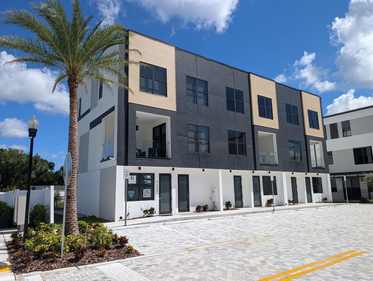 Tampa Apartment: 8419 N Hubert Rd.