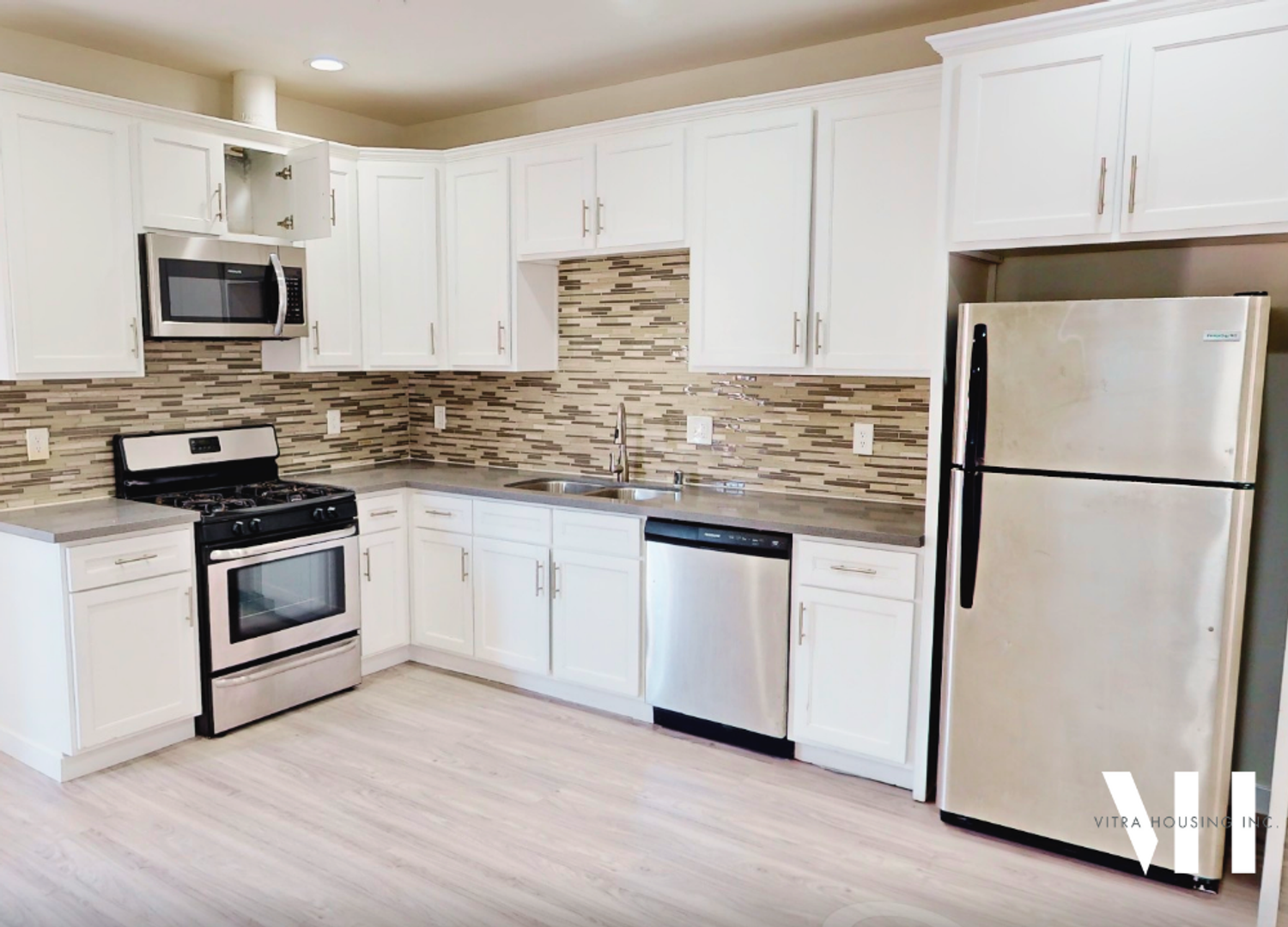 Los Angeles Apartment: 2342 Portland Street