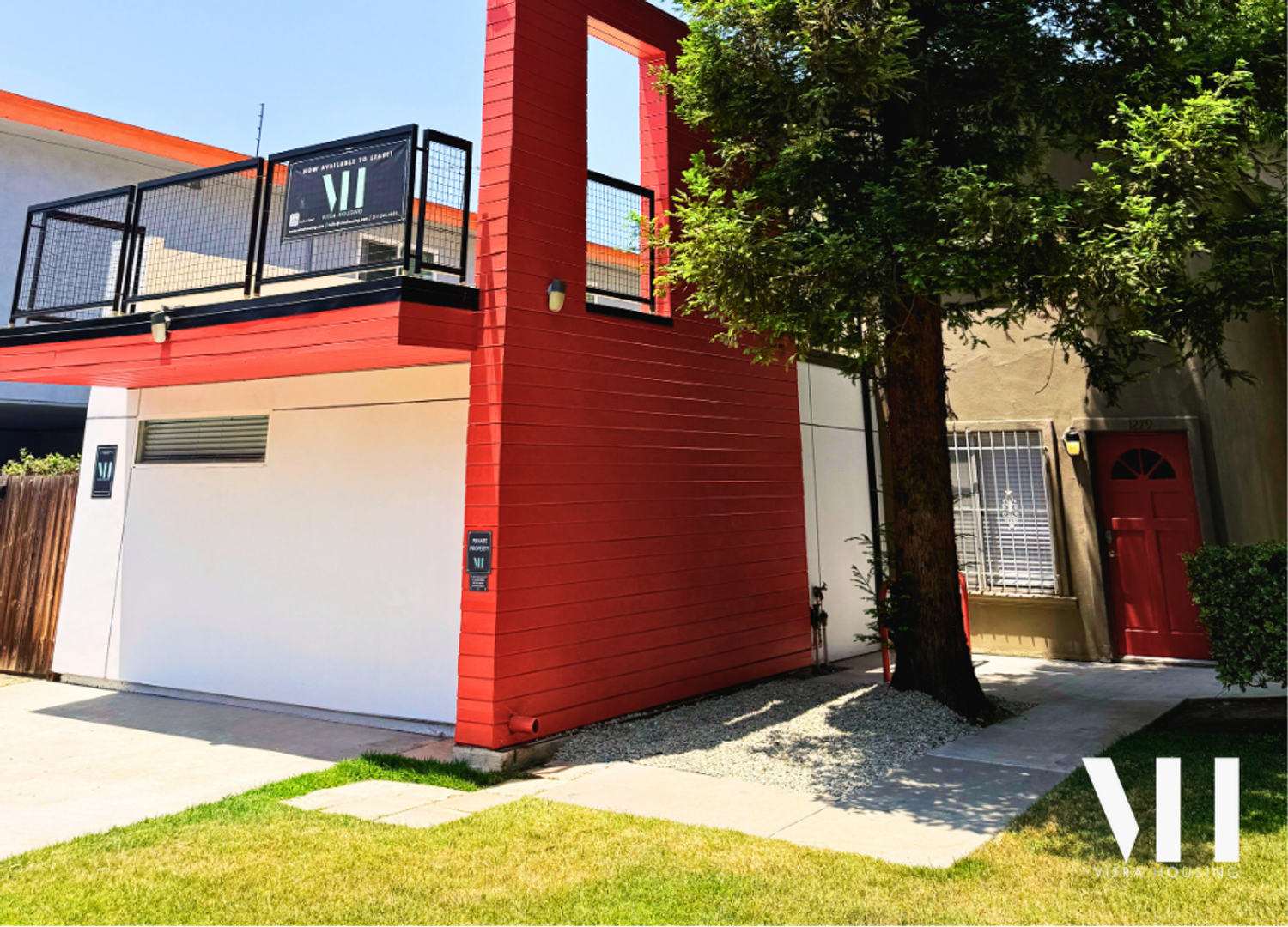 Los Angeles Apartment: 1279 West 37th Place