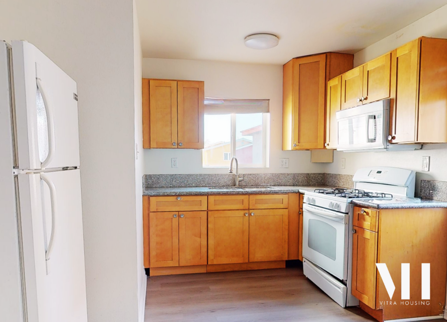 Los Angeles Apartment: 1283 West 37th Place