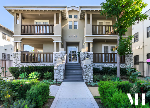 Portland Place: 2370 Portland Street - Three Bedrooms Near USC! – photo 1